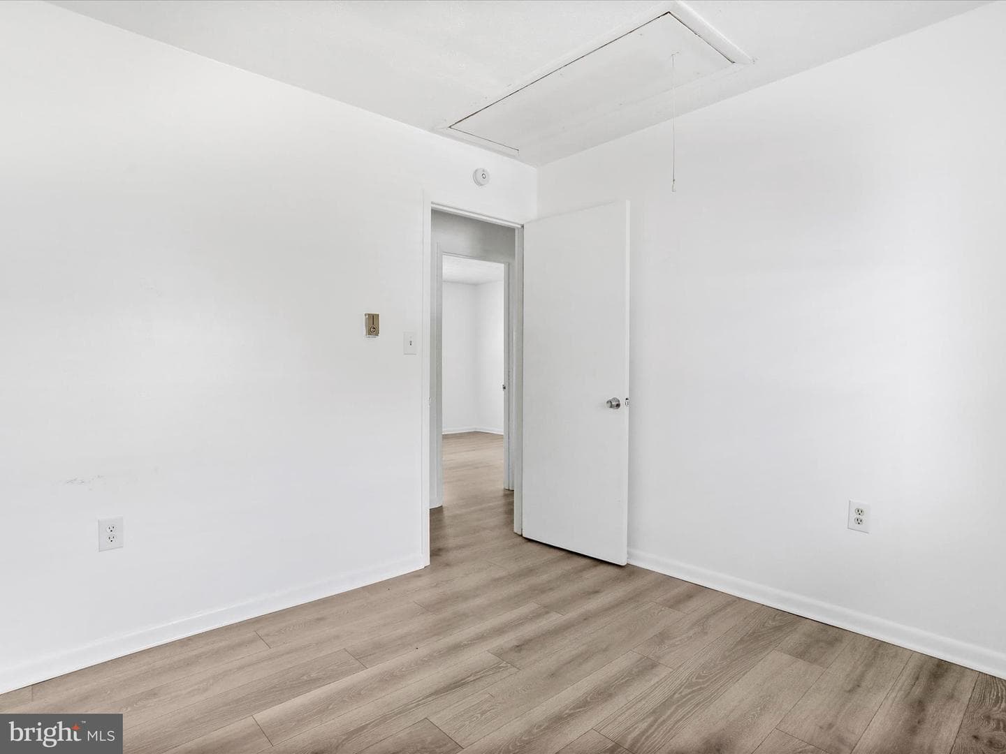 705 Butler Avenue photo 11