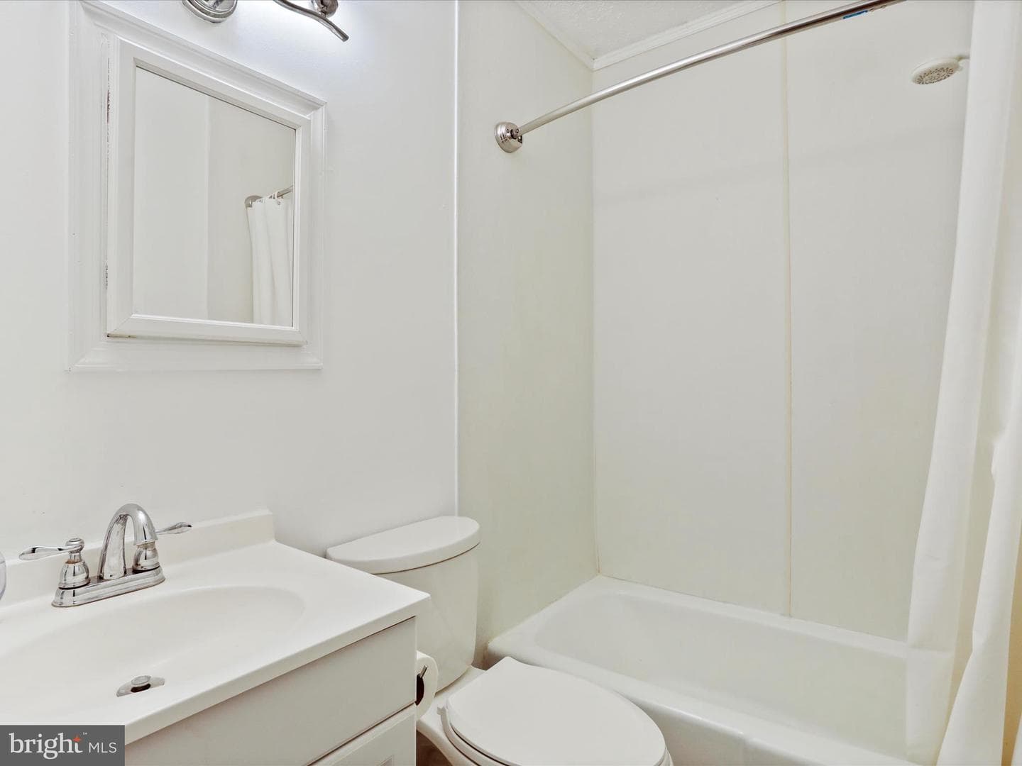 705 Butler Avenue photo 12