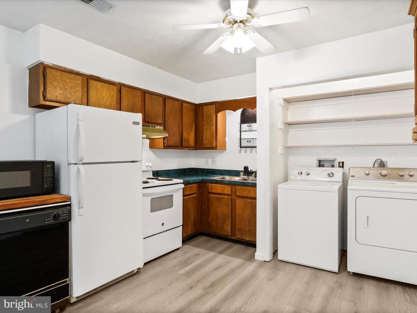 705 Butler Avenue photo 16