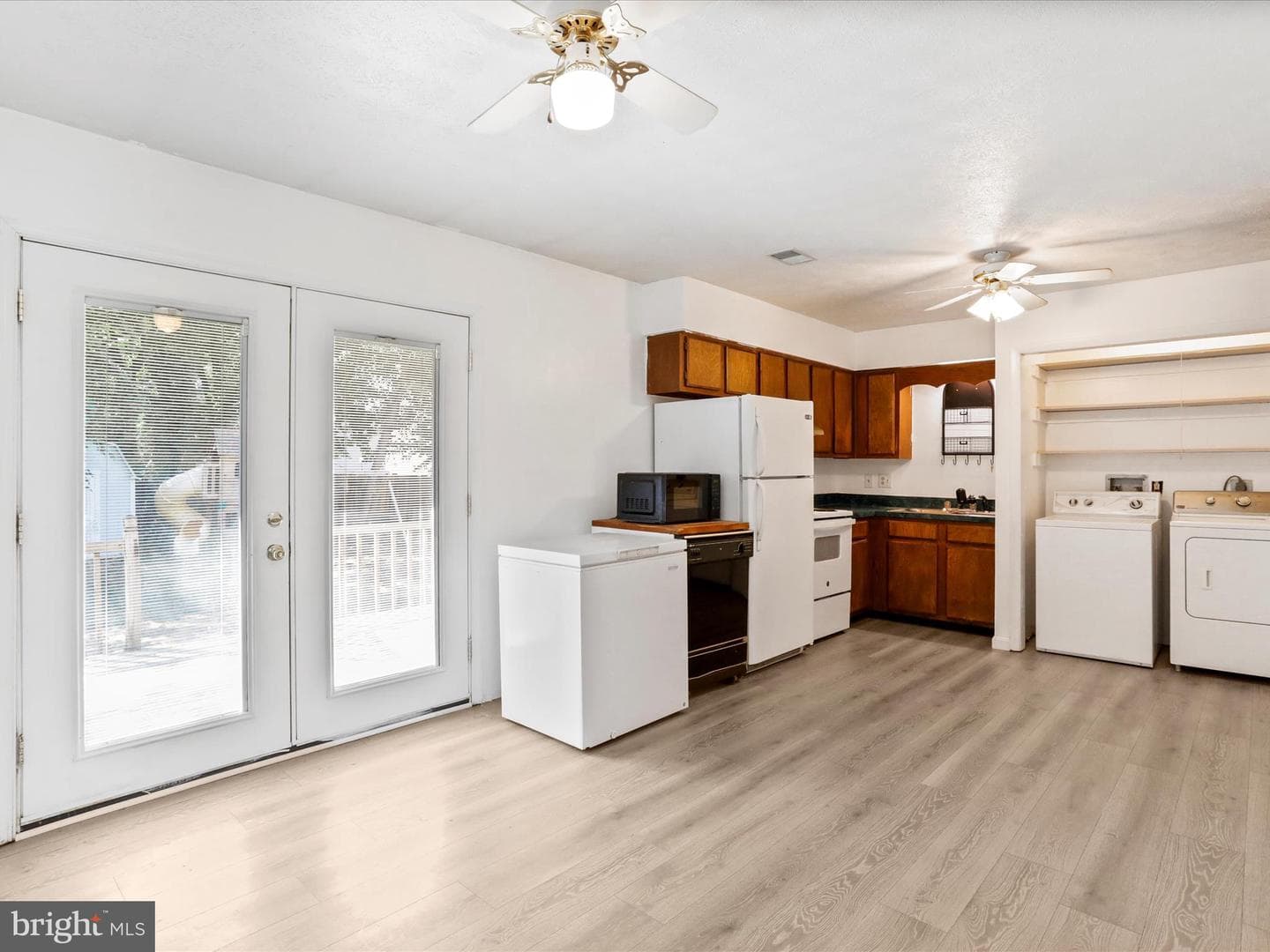 705 Butler Avenue photo 21