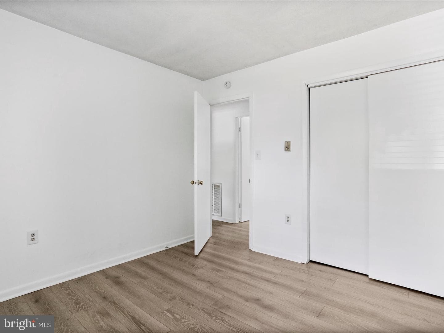 705 Butler Avenue photo 5