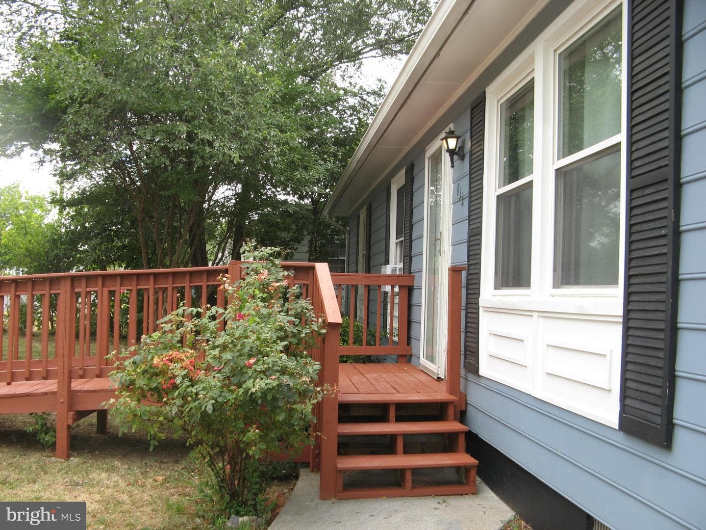 633 Ewell Street photo 3