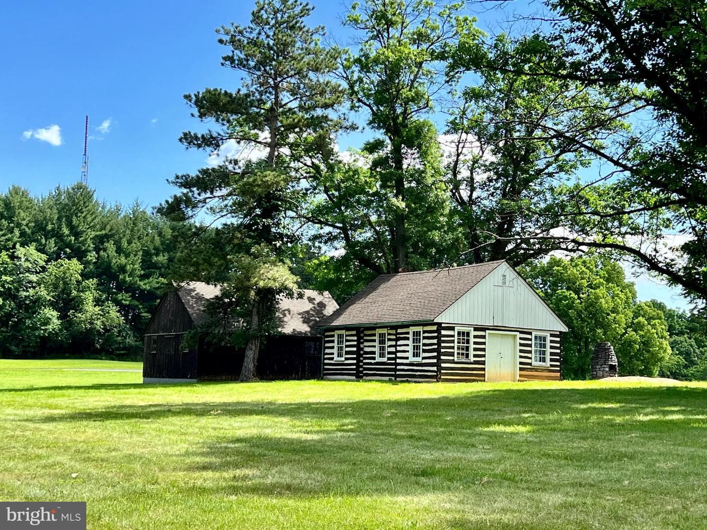 465 Fairmont Avenue photo 4