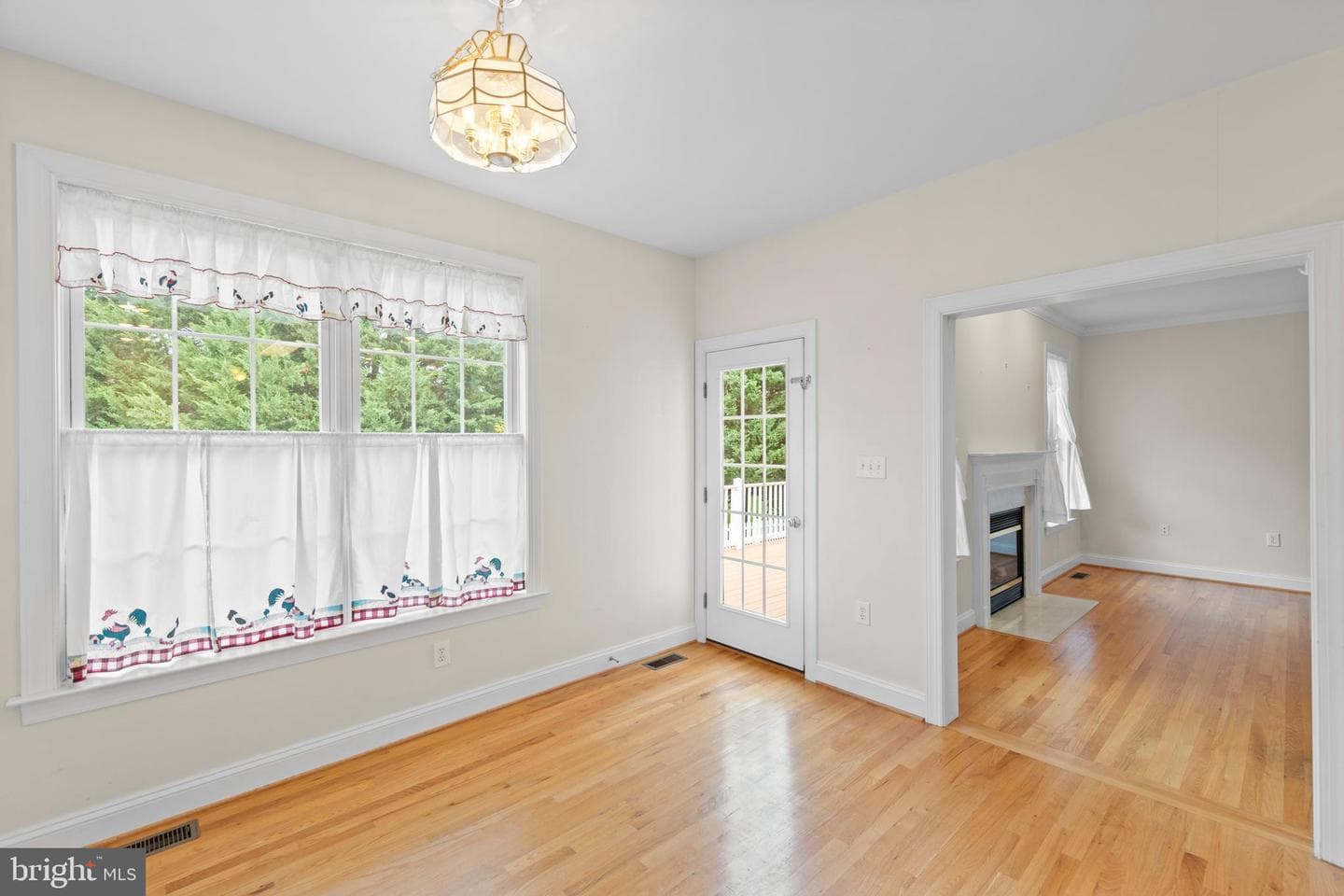 2721 Middle Road photo 14