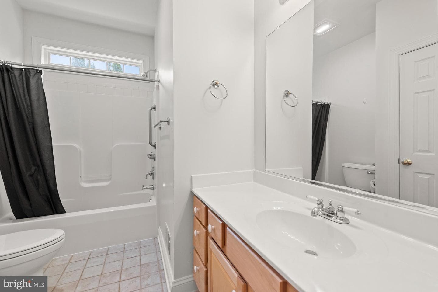 2721 Middle Road photo 35