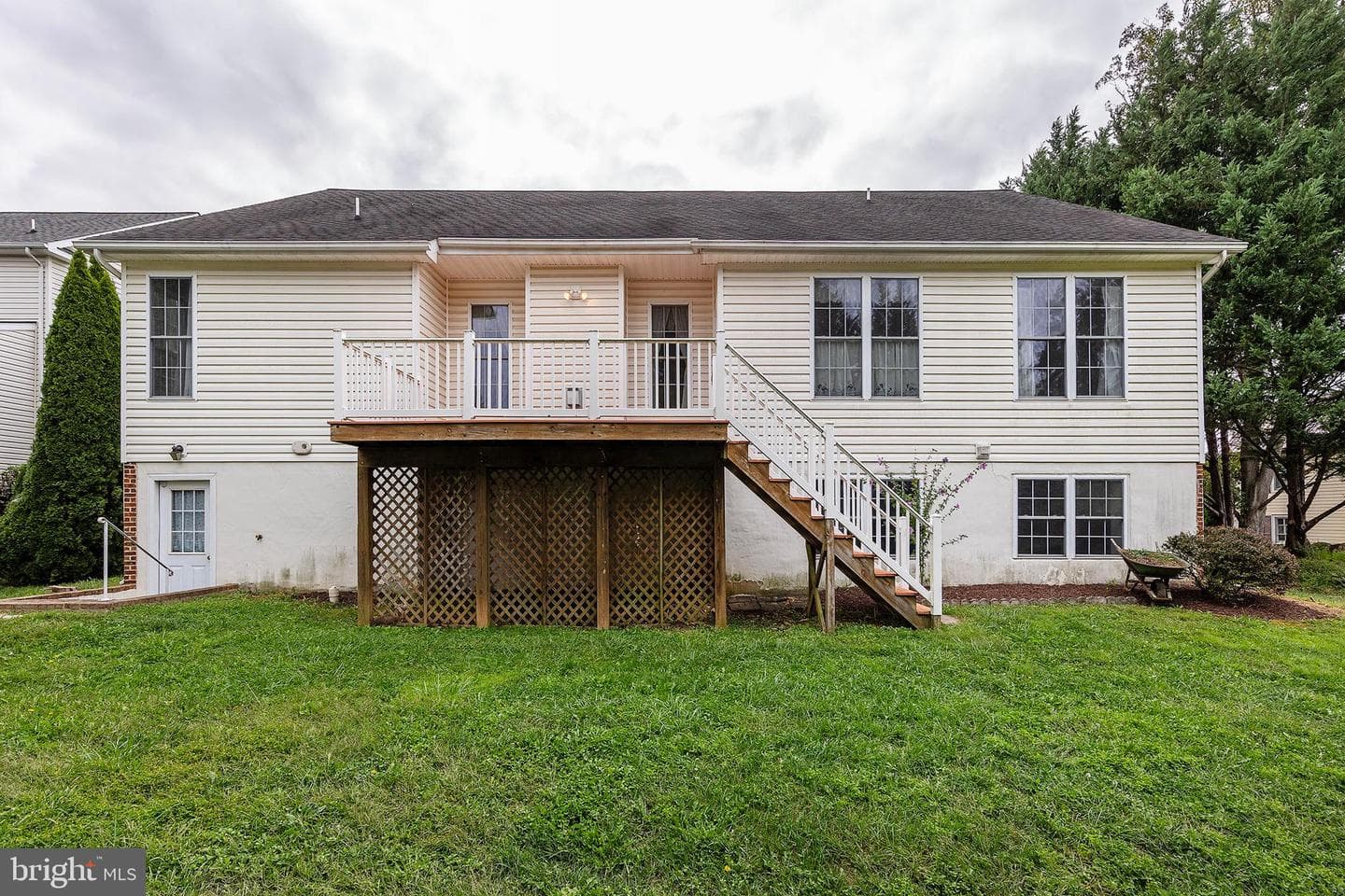 2721 Middle Road photo 56