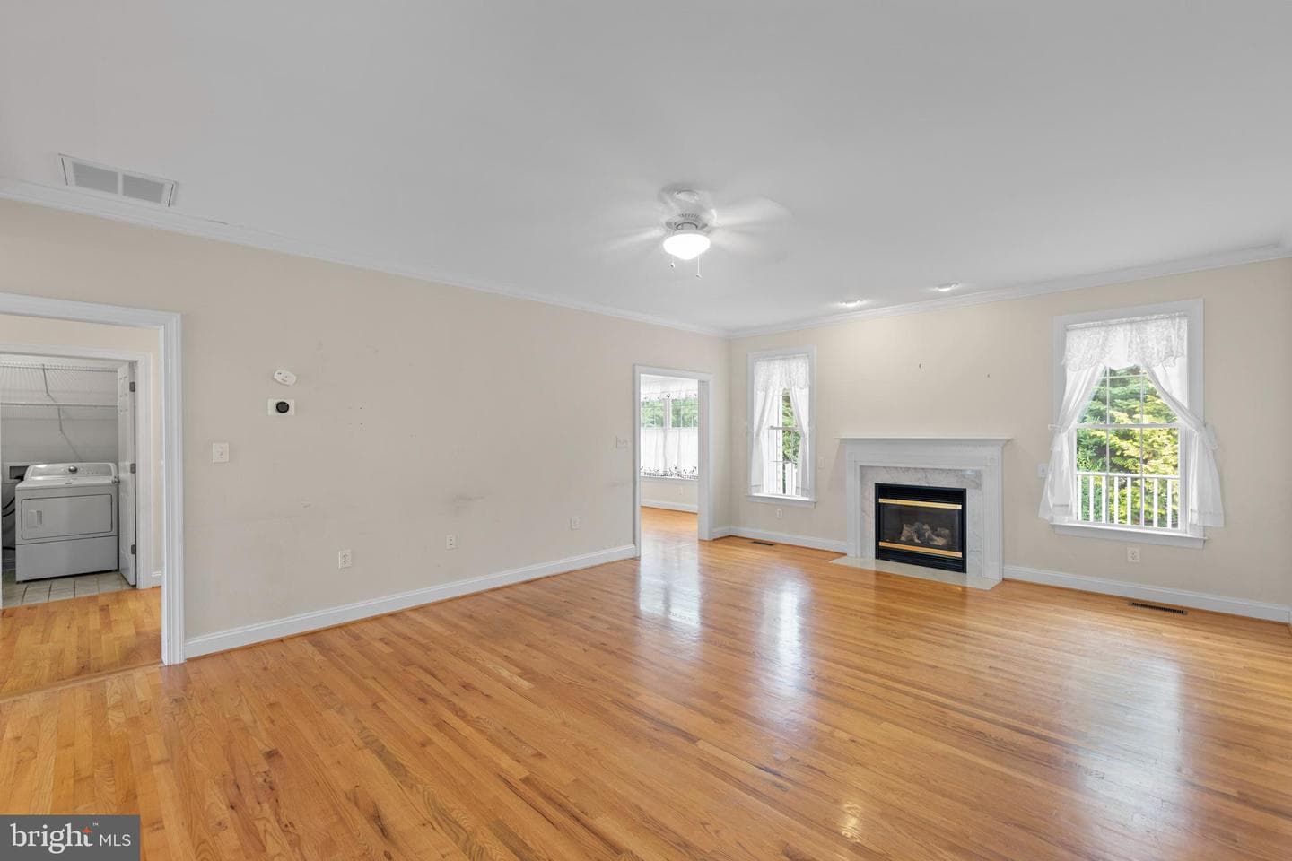 2721 Middle Road photo 8