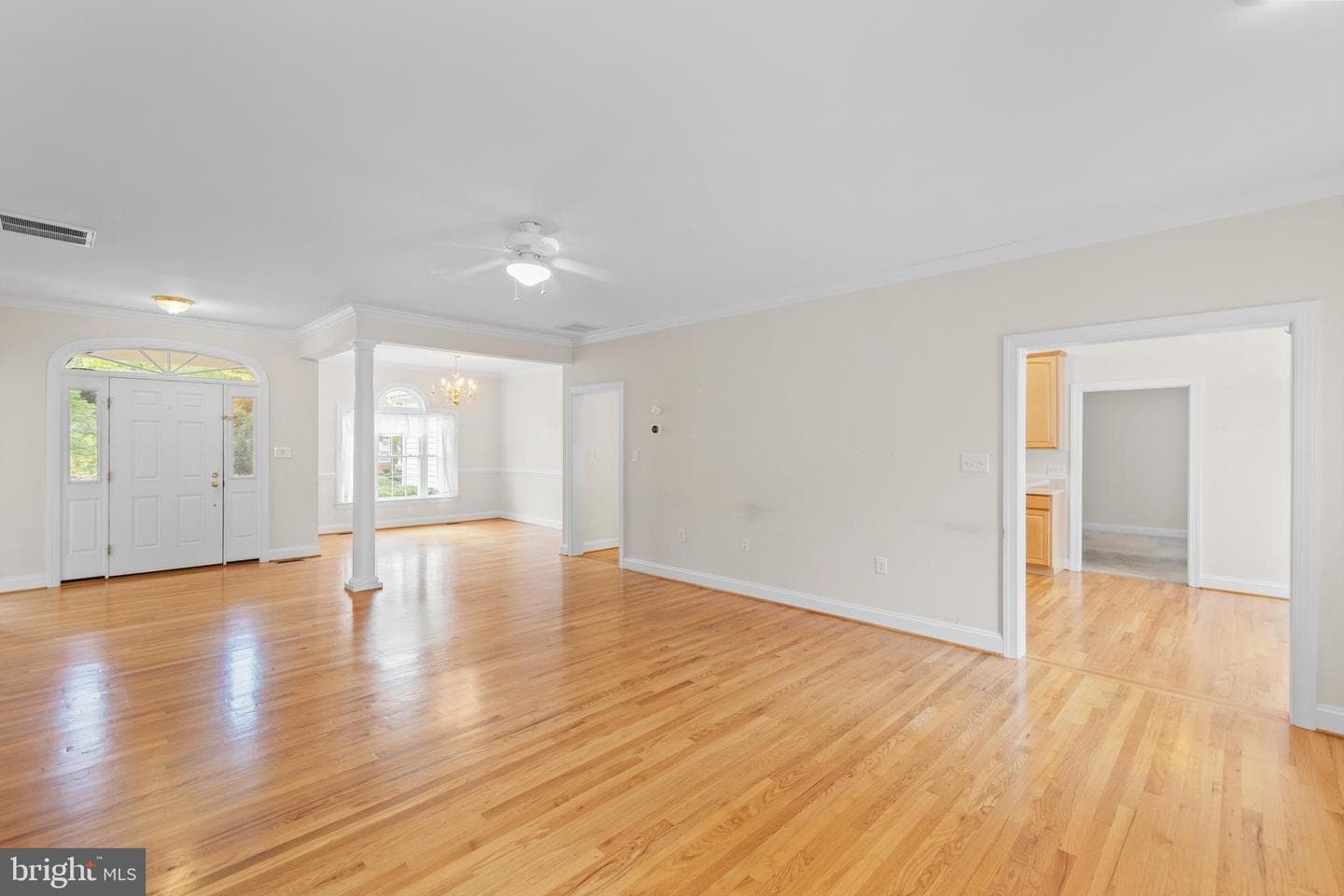 2721 Middle Road photo 9