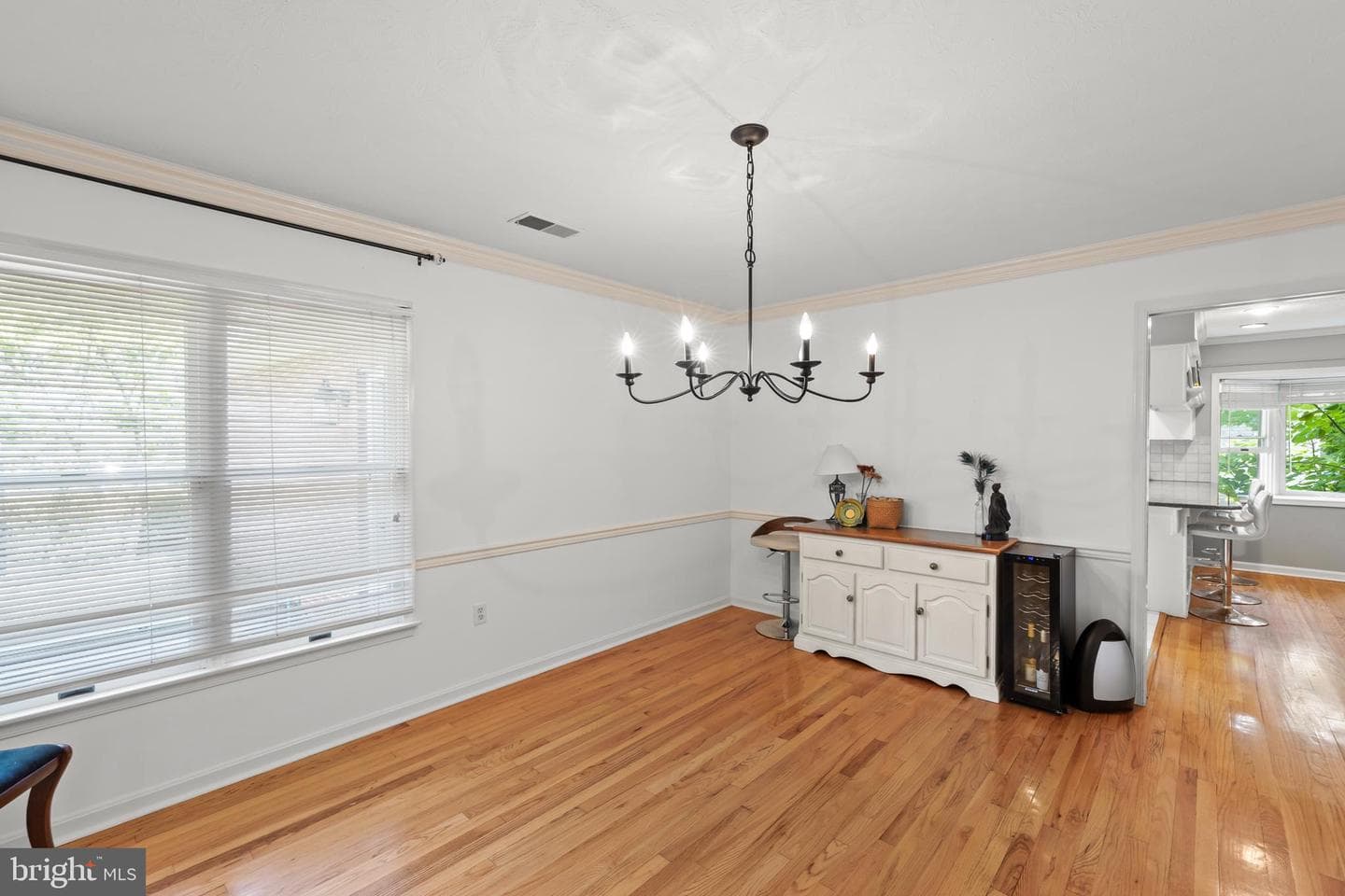 1610 Van Couver Street photo 12
