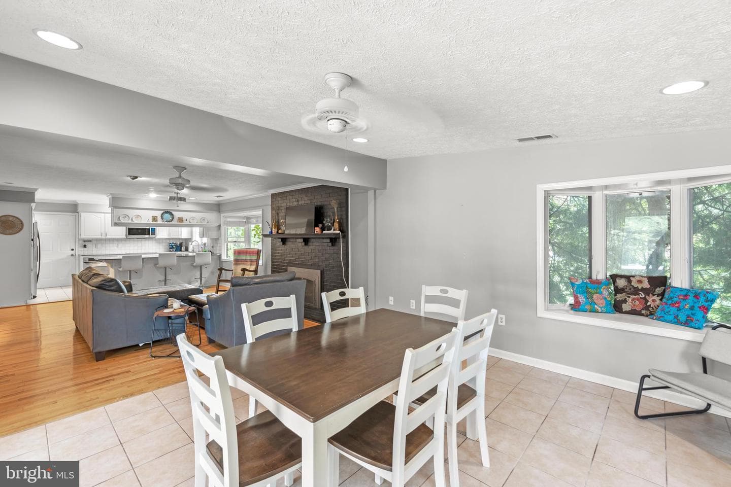 1610 Van Couver Street photo 23