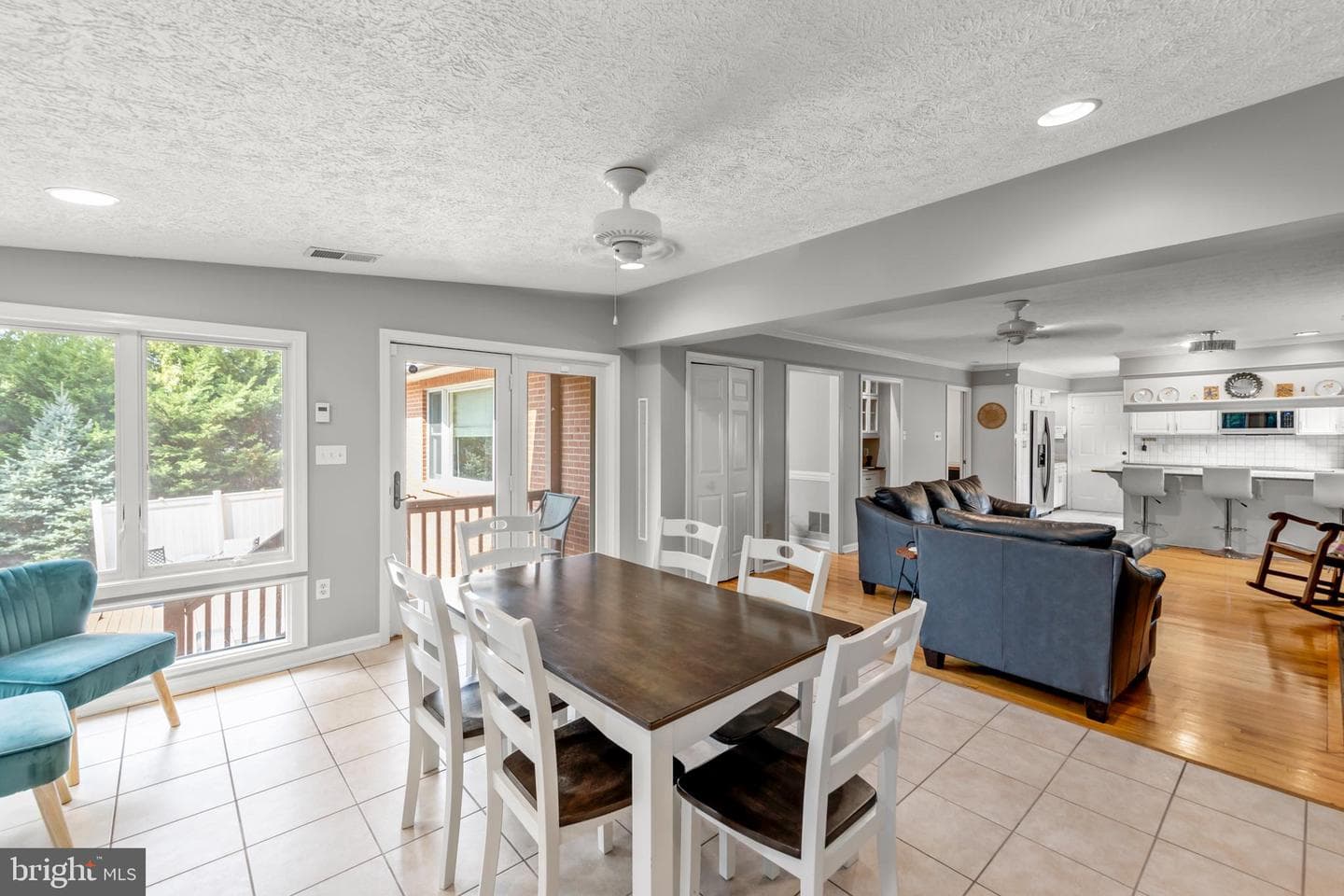 1610 Van Couver Street photo 24