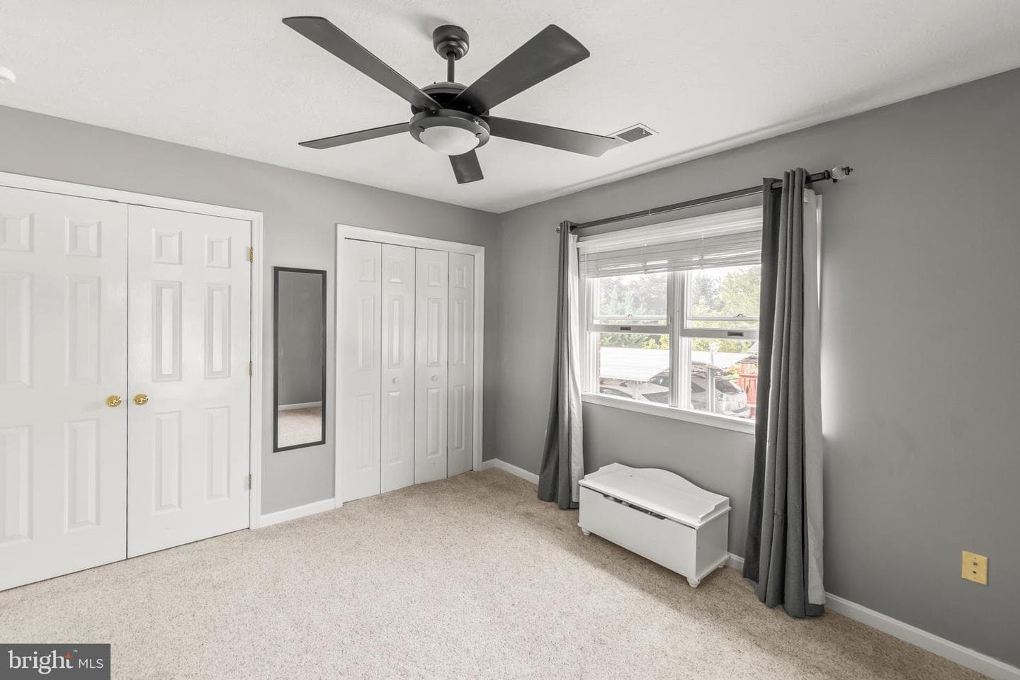 1610 Van Couver Street photo 39