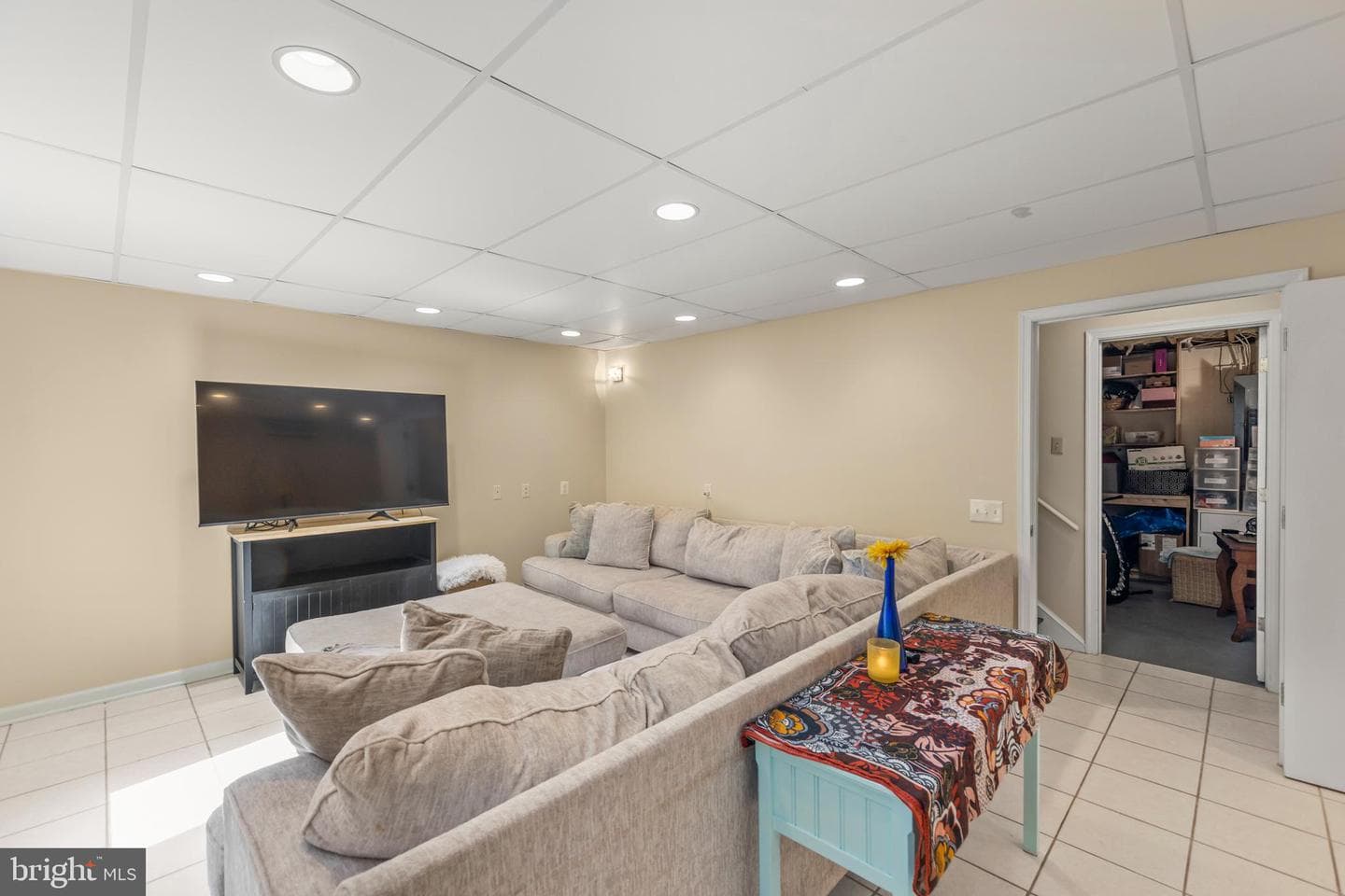 1610 Van Couver Street photo 45