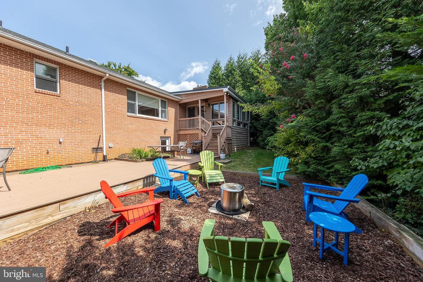 1610 Van Couver Street photo 50