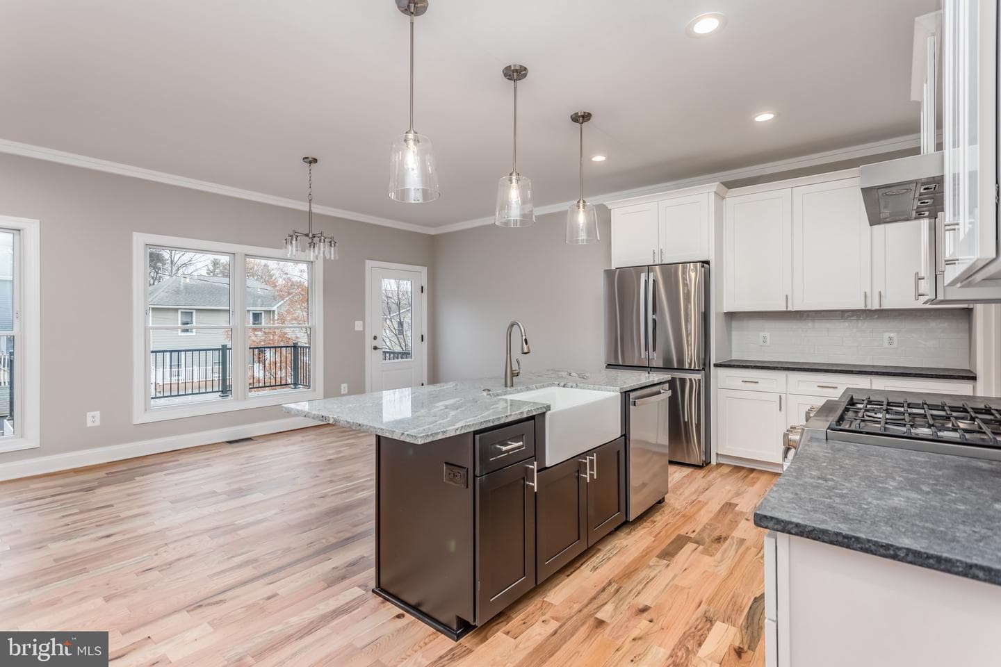 512 Miller Street photo 5