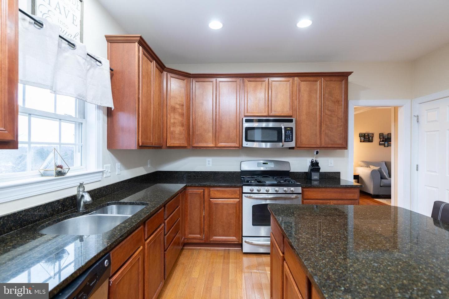 344 Linden Drive photo 14