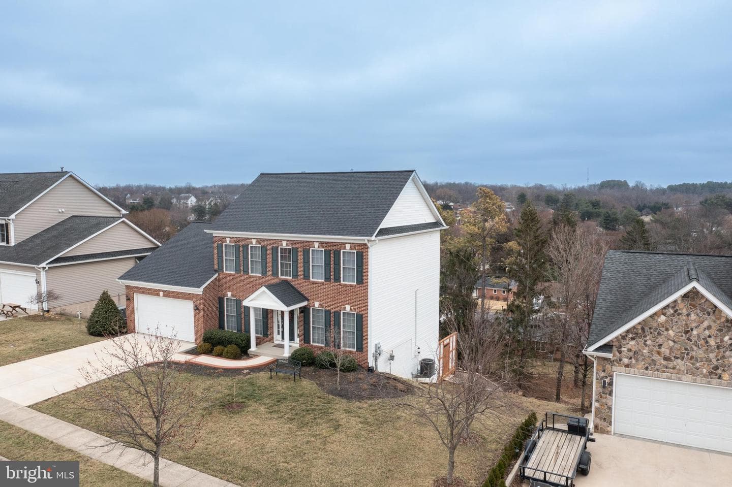 344 Linden Drive photo 2