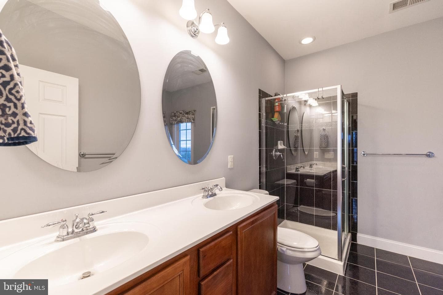 344 Linden Drive photo 34