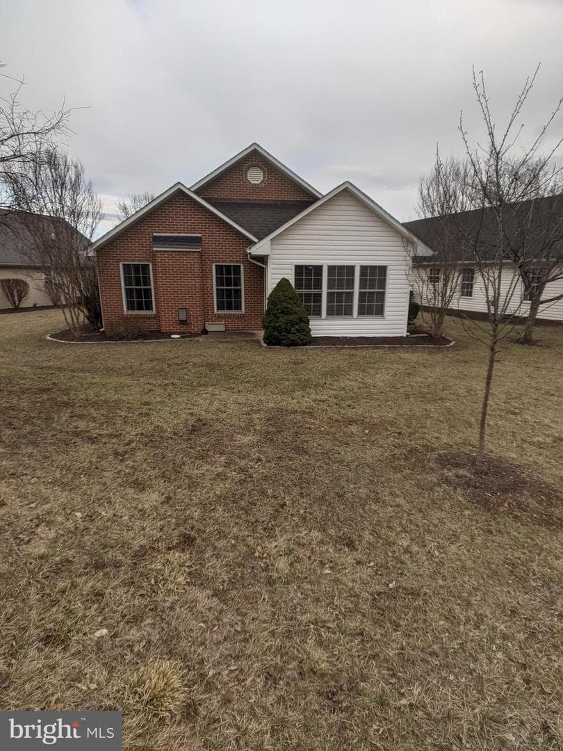 1839 Tilghman Lane photo 2