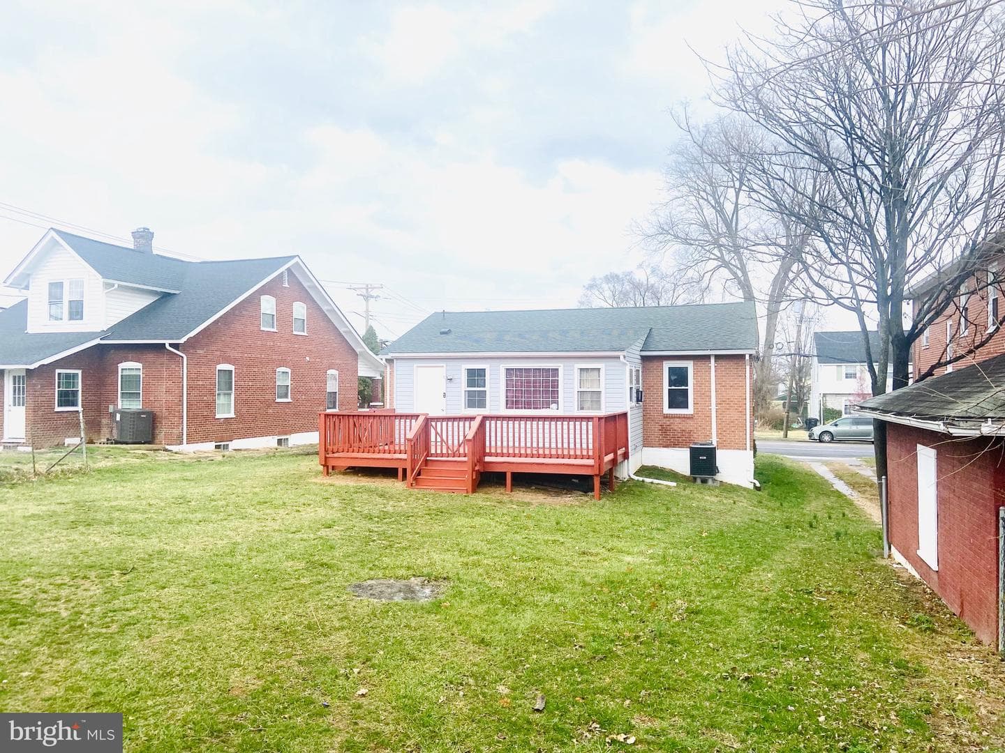 205 Parkway Street photo 35