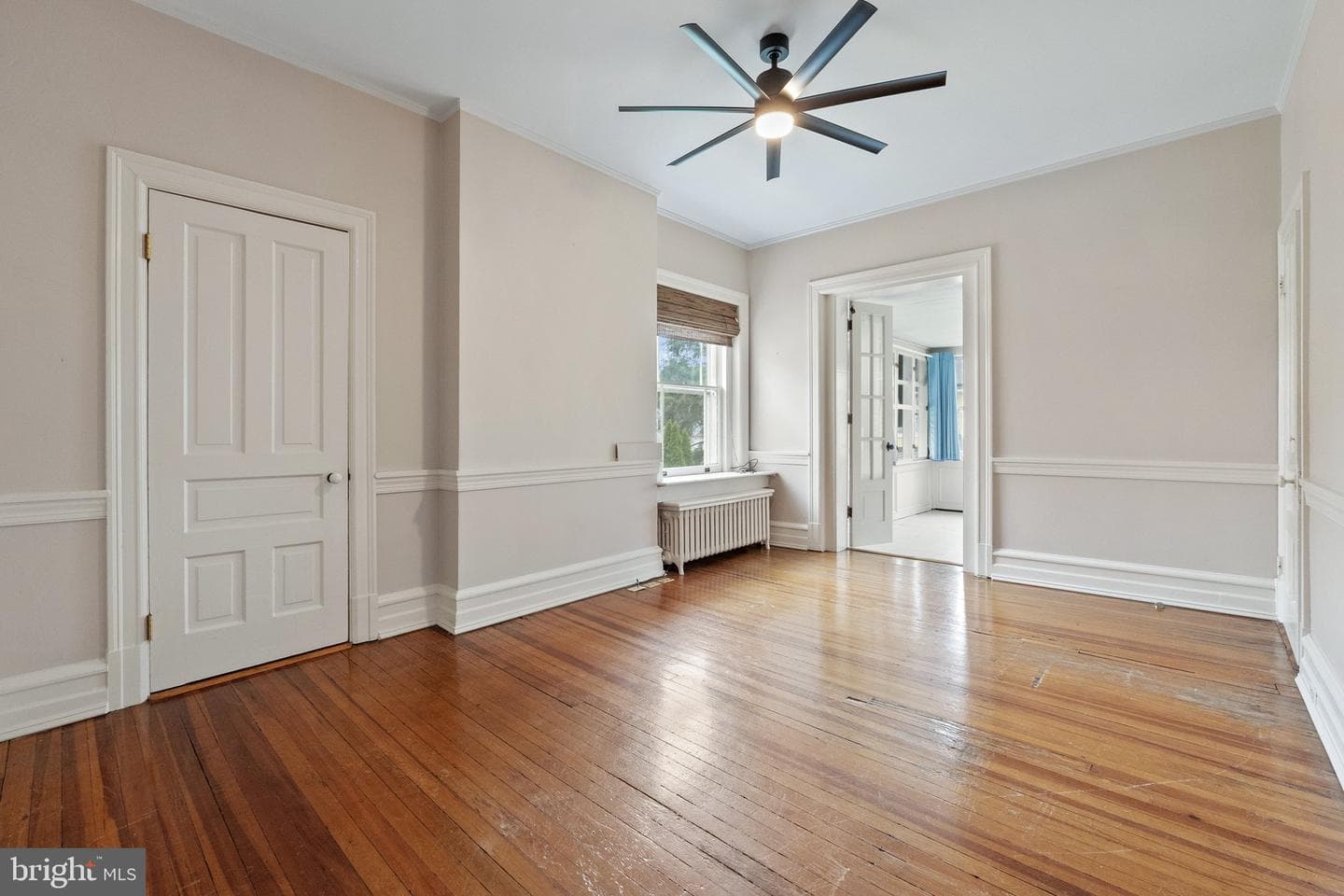102 S Stewart Street photo 41