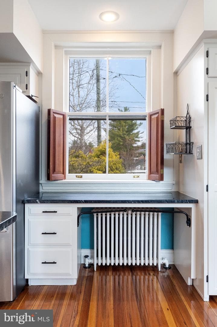 102 S Stewart Street photo 48
