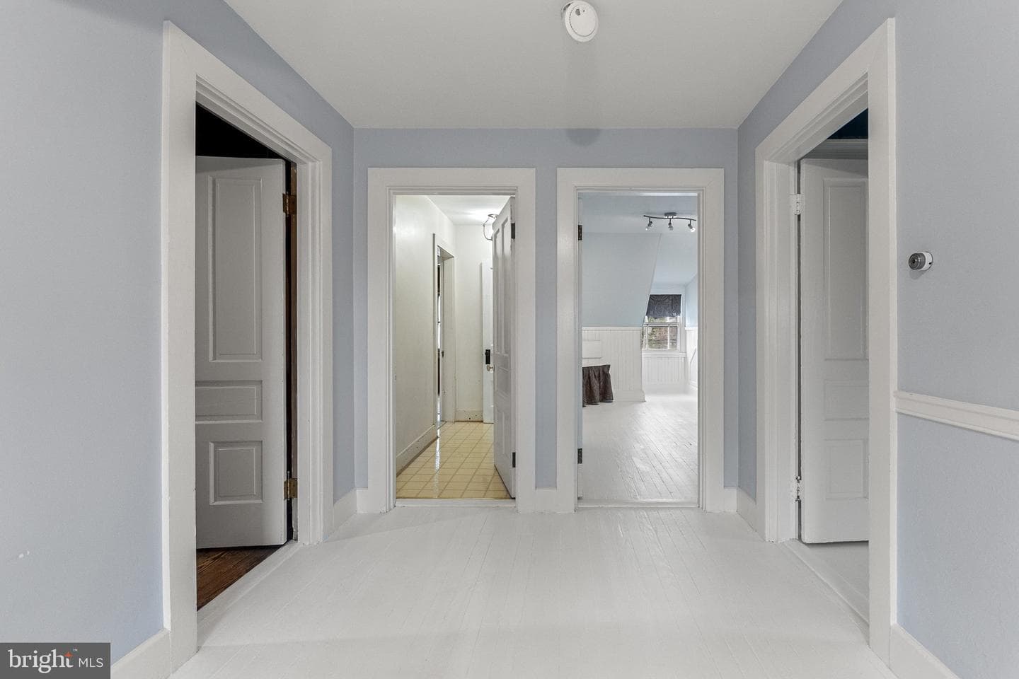 102 S Stewart Street photo 61