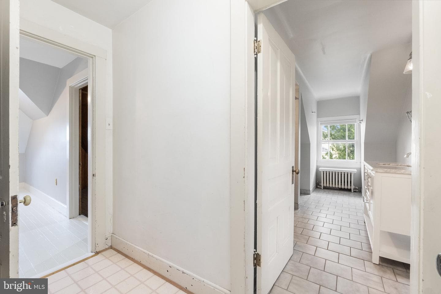 102 S Stewart Street photo 69