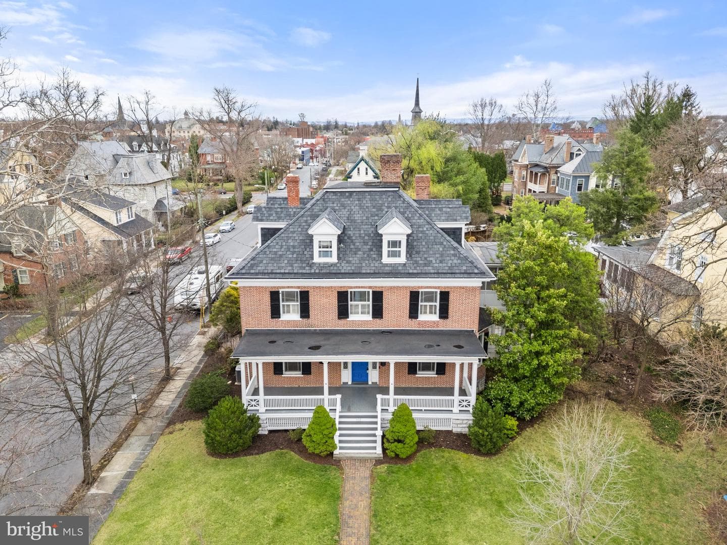 102 S Stewart Street photo 78
