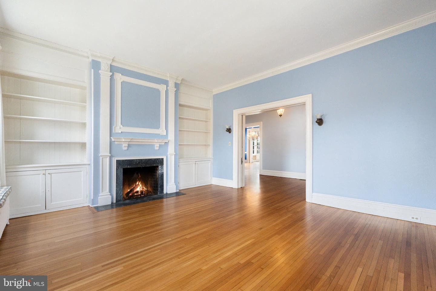 102 S Stewart Street photo 8