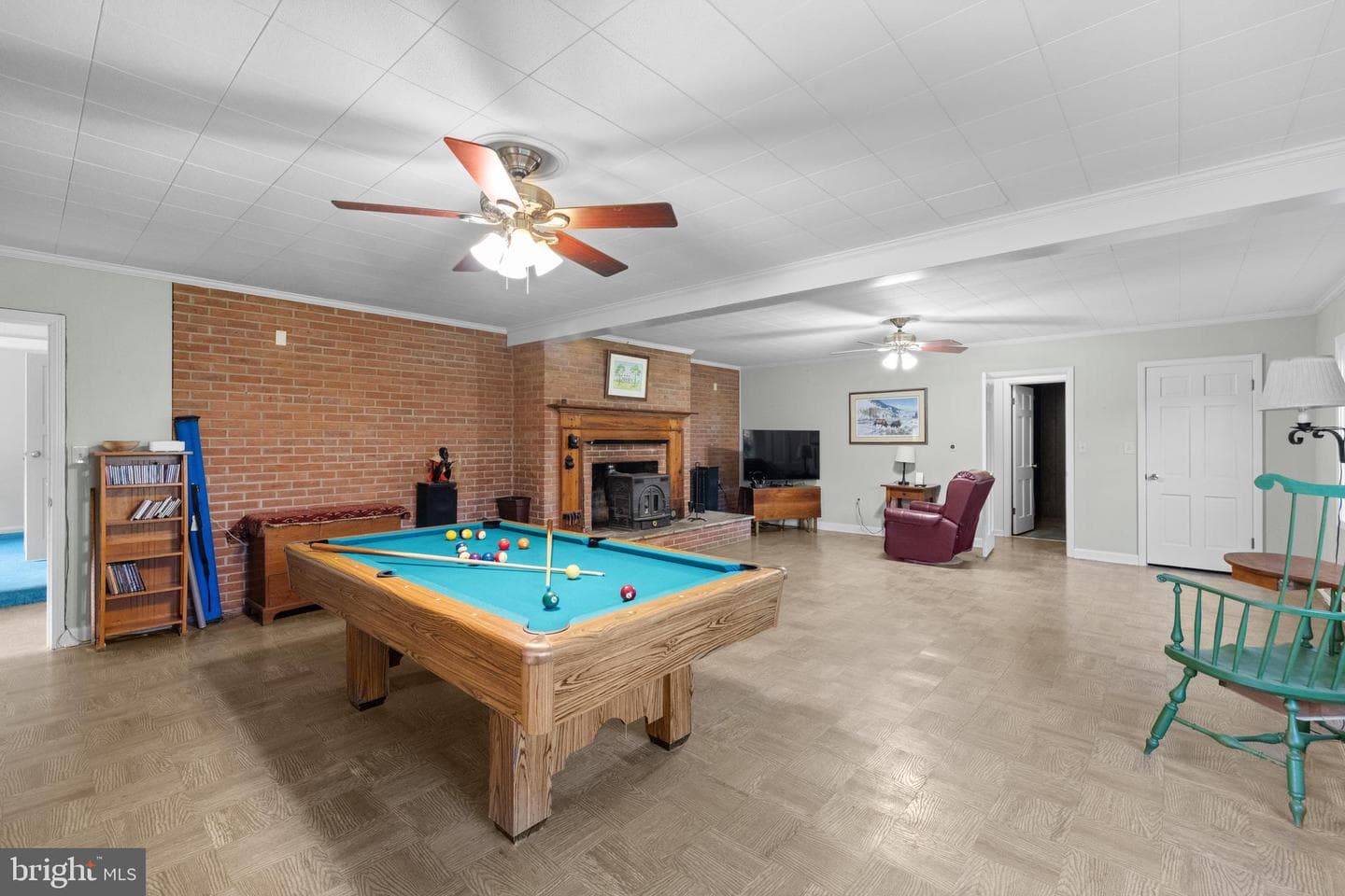 331 Ridge Avenue photo 22