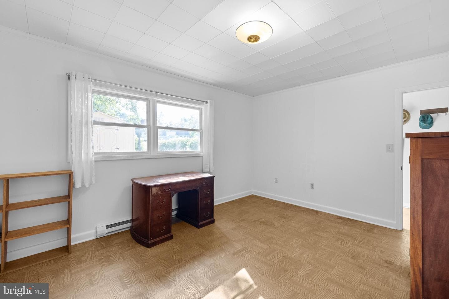331 Ridge Avenue photo 26