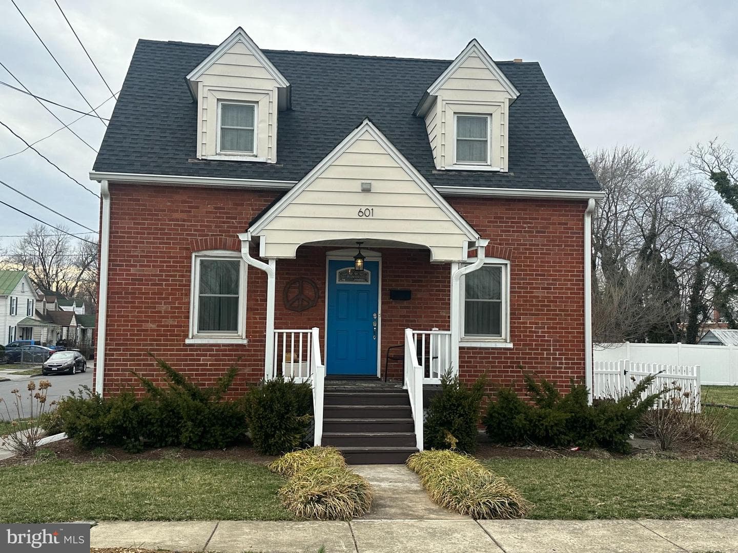 601 Gray Avenue photo 2