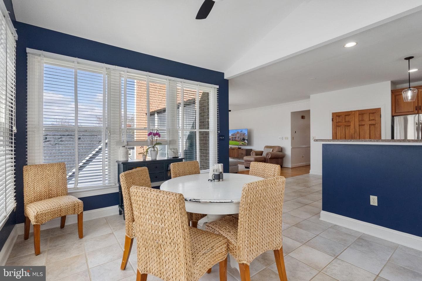 765 Seldon Drive photo 23