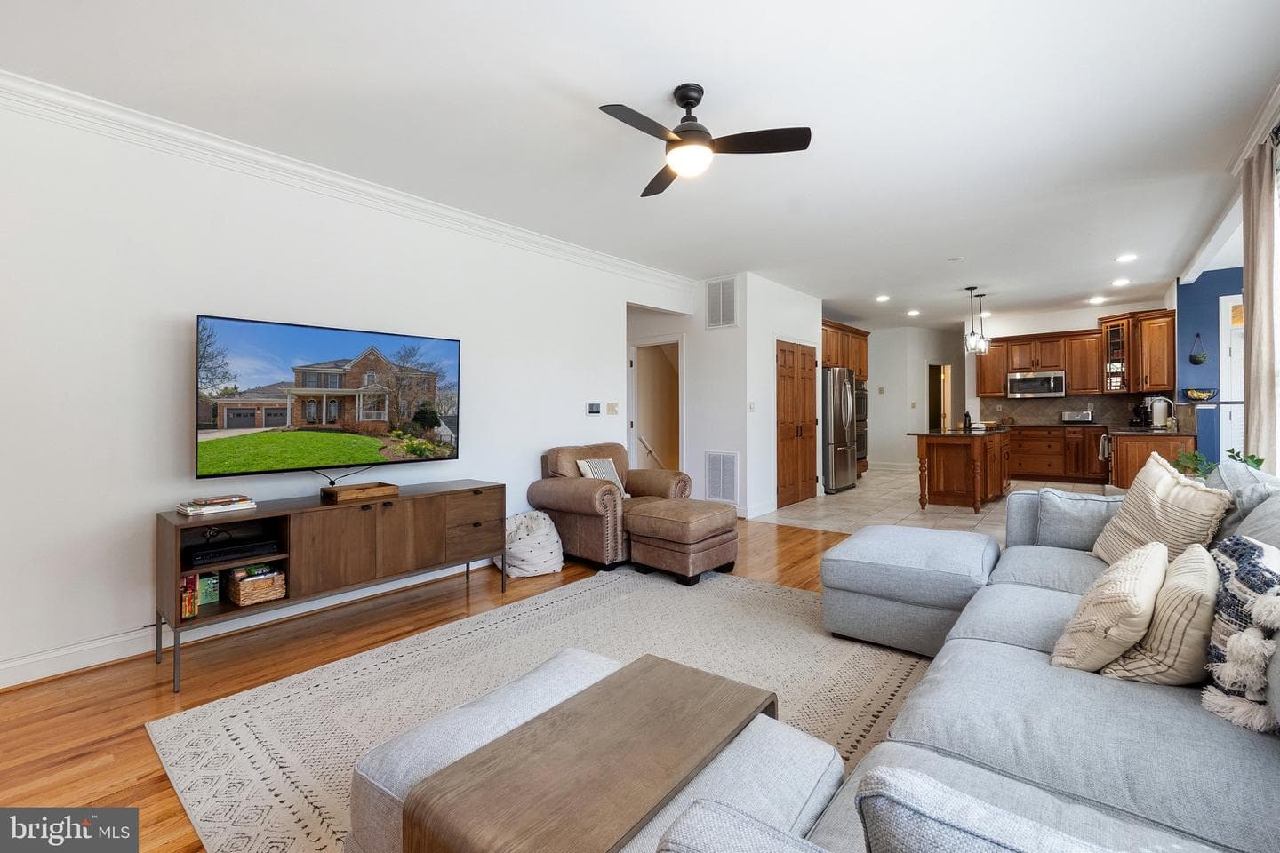 765 Seldon Drive photo 26