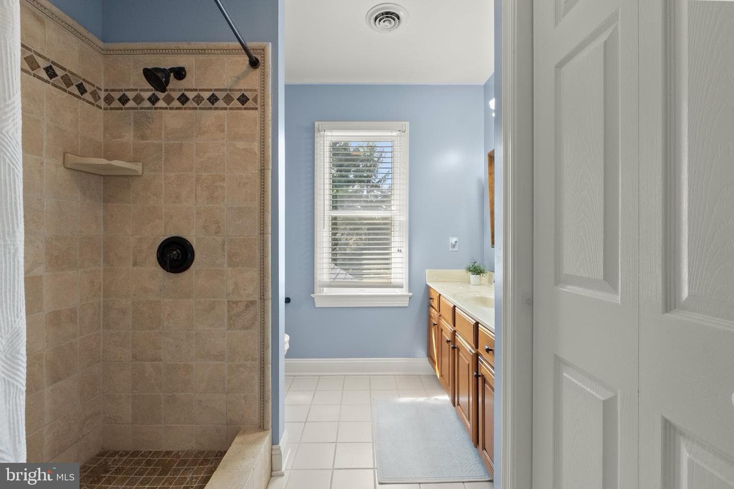 765 Seldon Drive photo 43