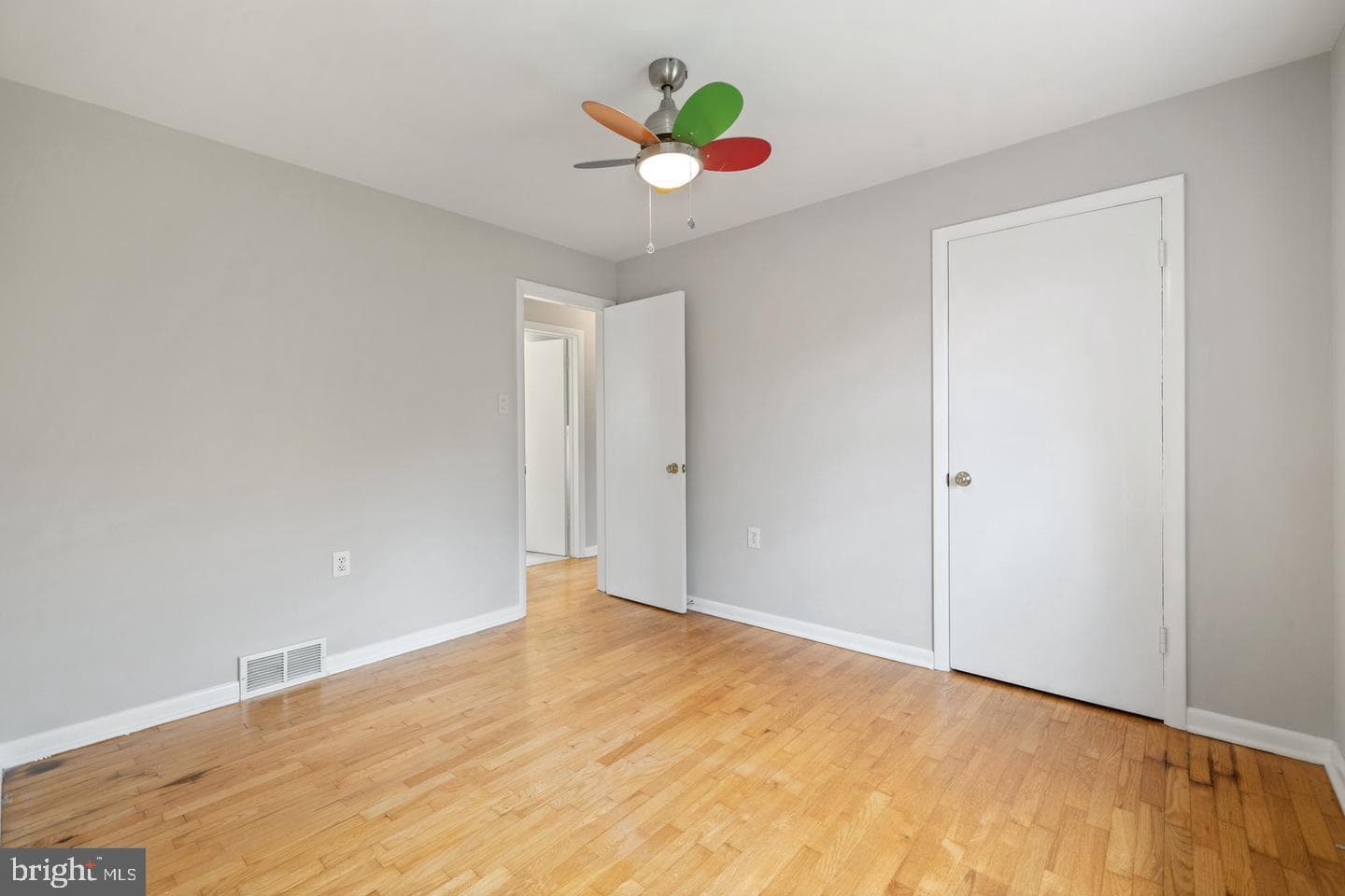 1412 S Loudoun Street photo 16