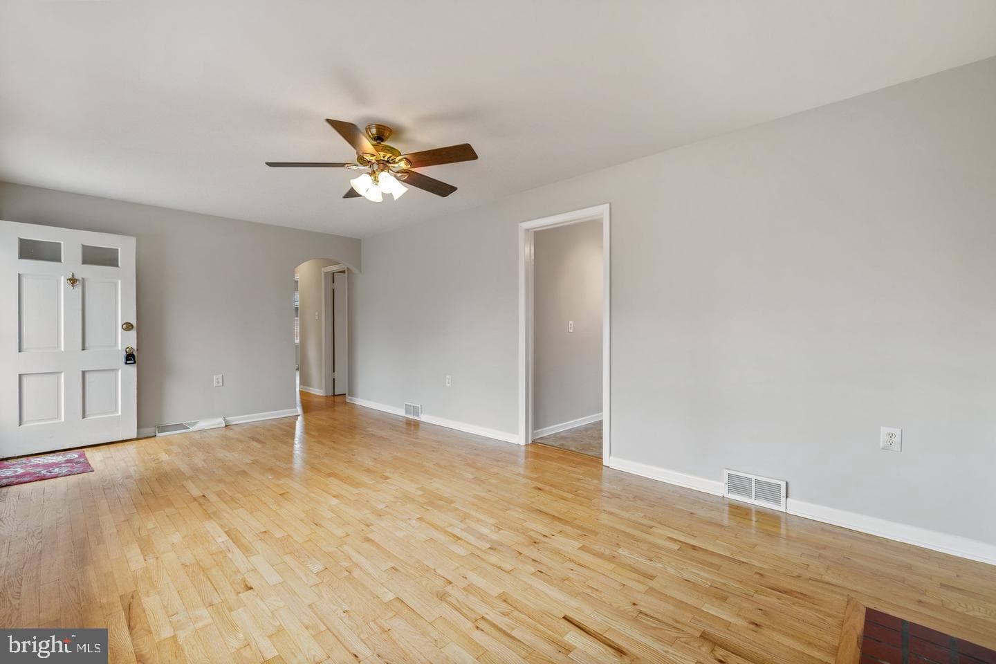 1412 S Loudoun Street photo 4
