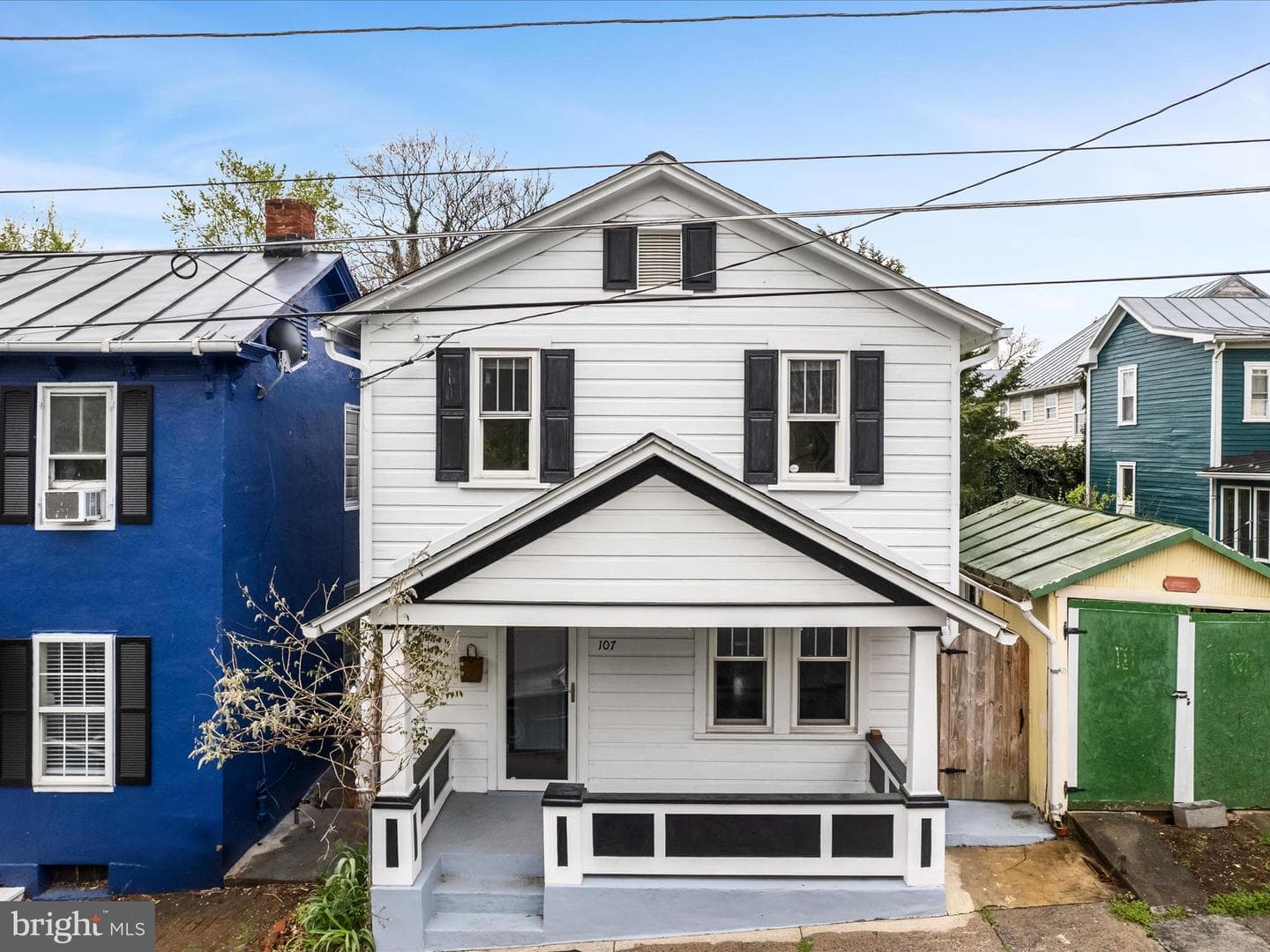 107 E Monmouth Street photo 2
