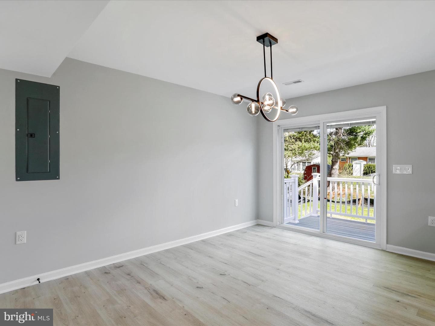 212 Allison Avenue photo 9
