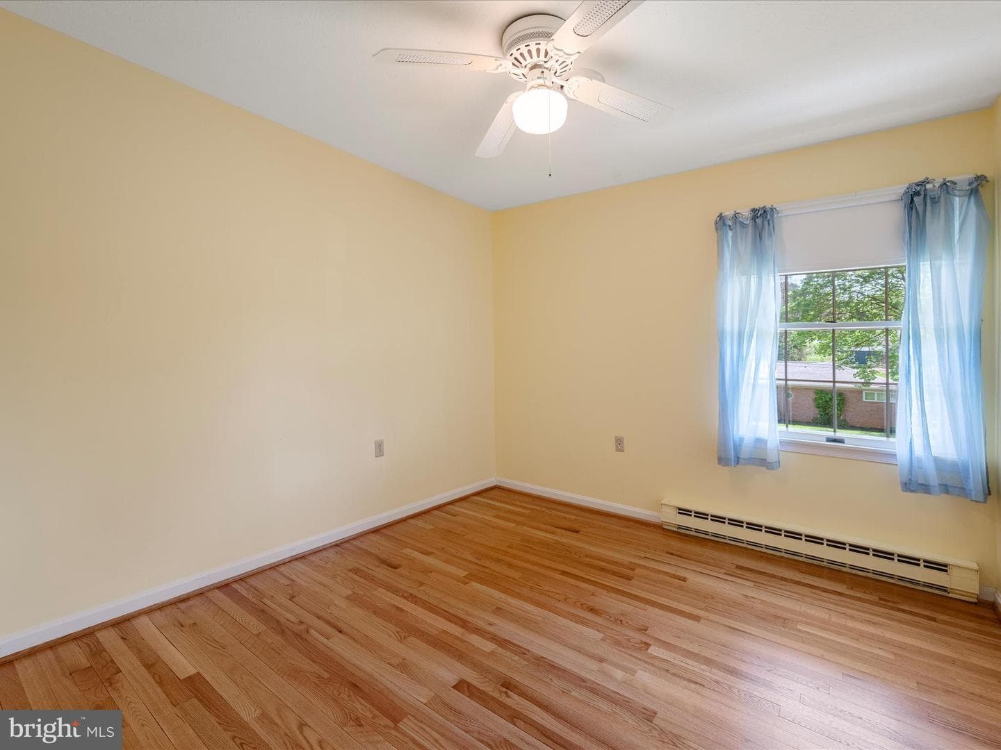 303 Walker Street photo 34