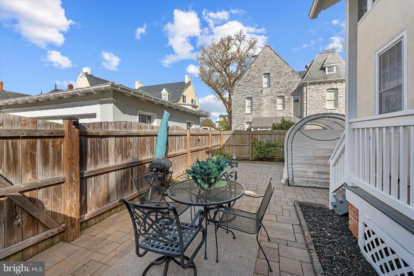 220 Wolfe Street photo 35