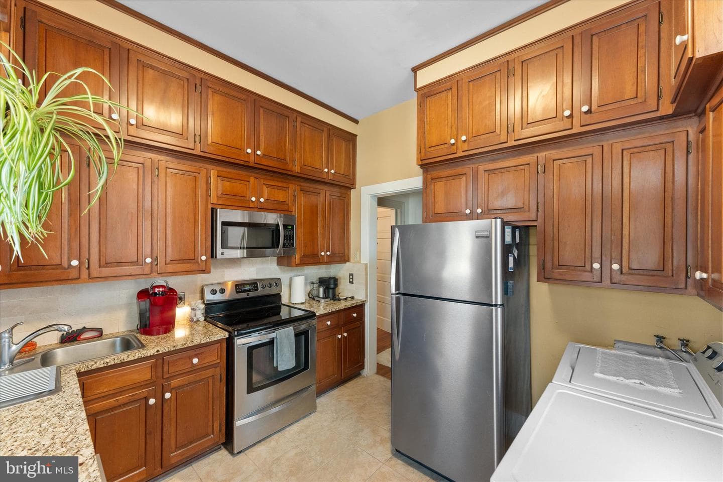 220 Wolfe Street photo 9