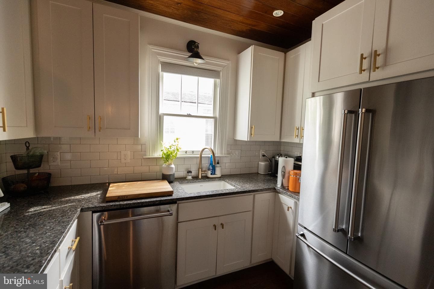 256 Parkway Street photo 20