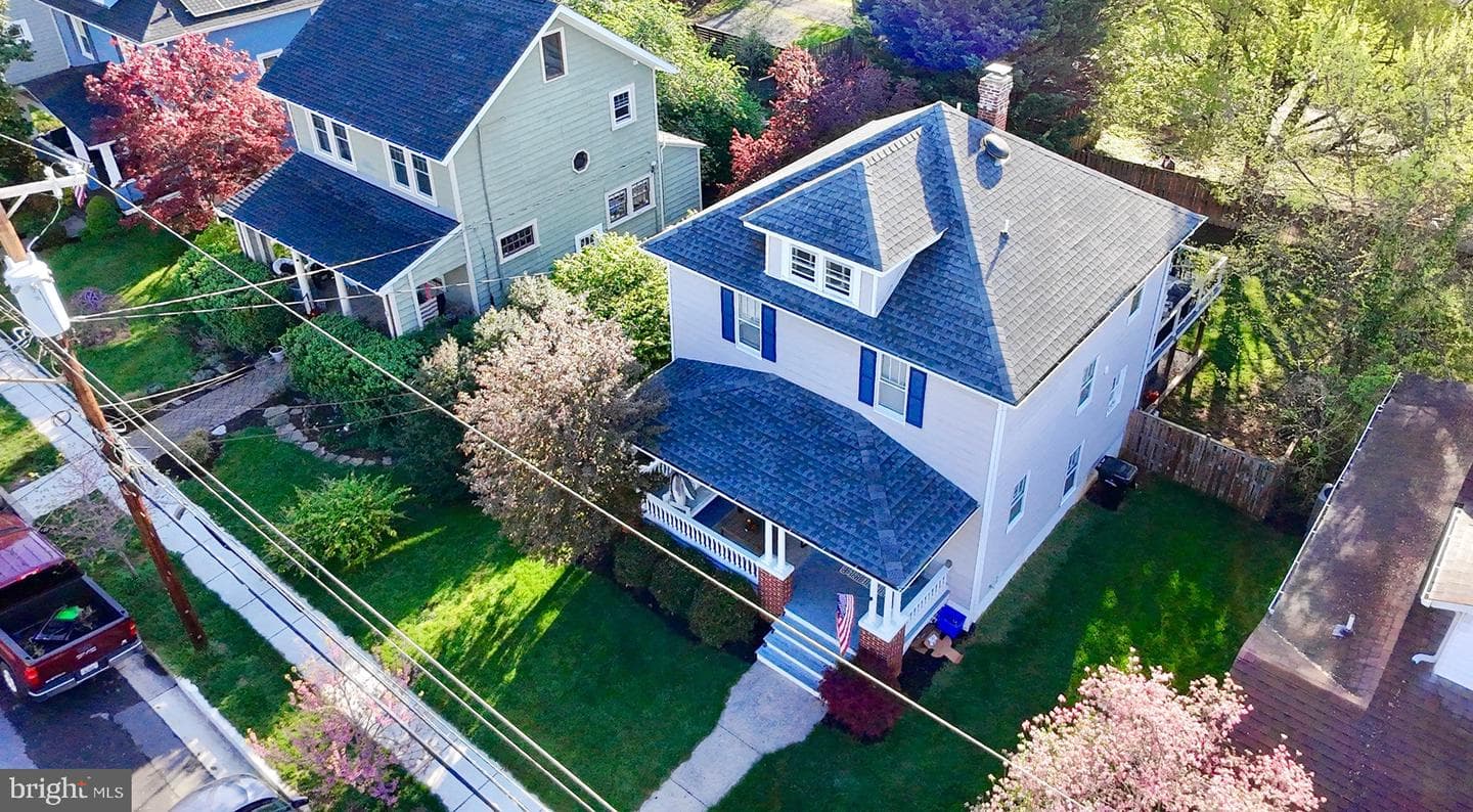 256 Parkway Street photo 3