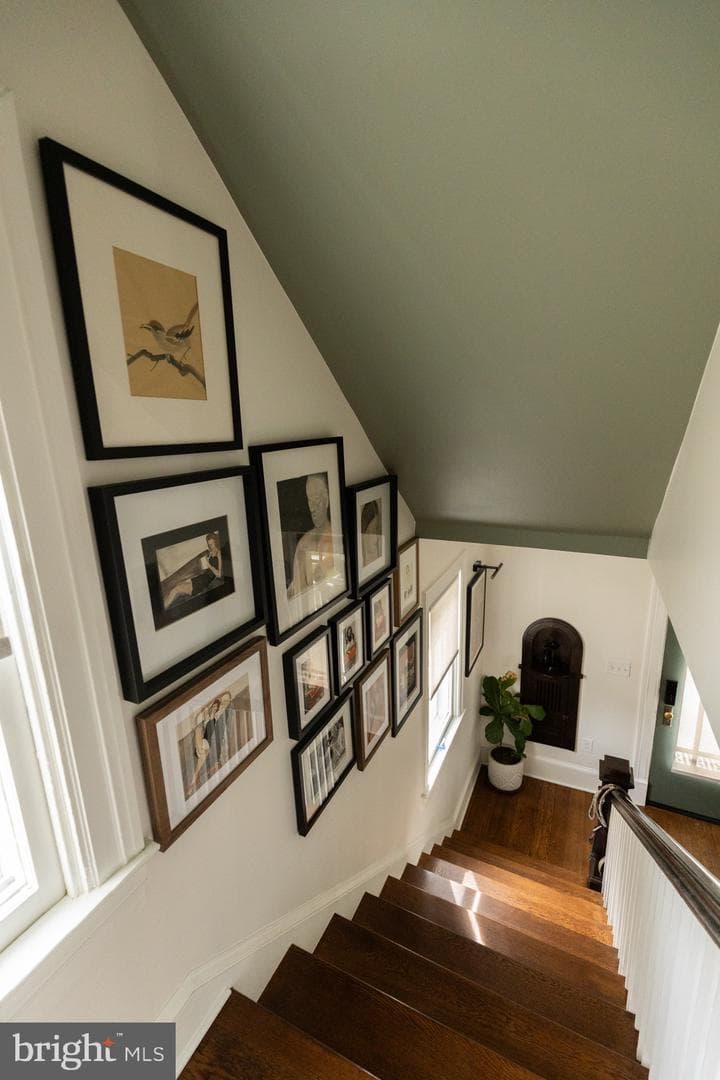 256 Parkway Street photo 54