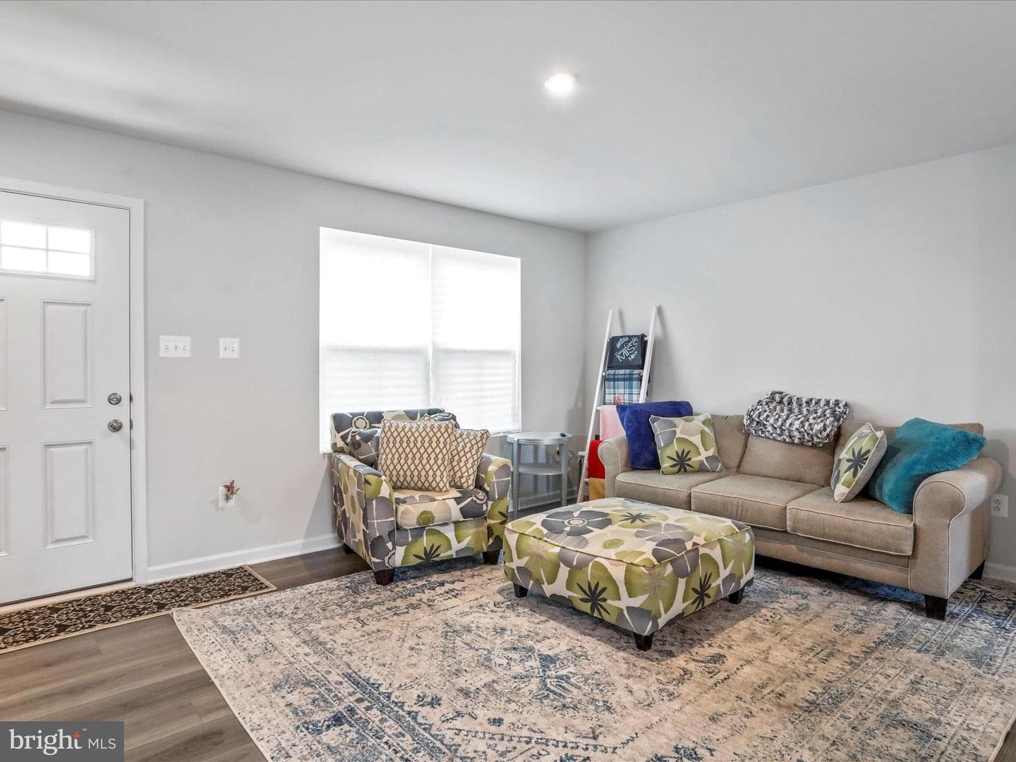 2824 Broadview Street photo 15