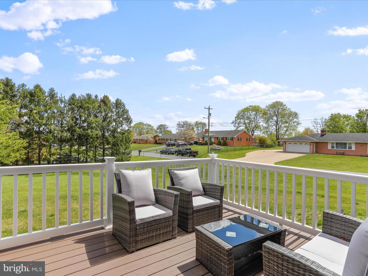 2824 Broadview Street photo 28