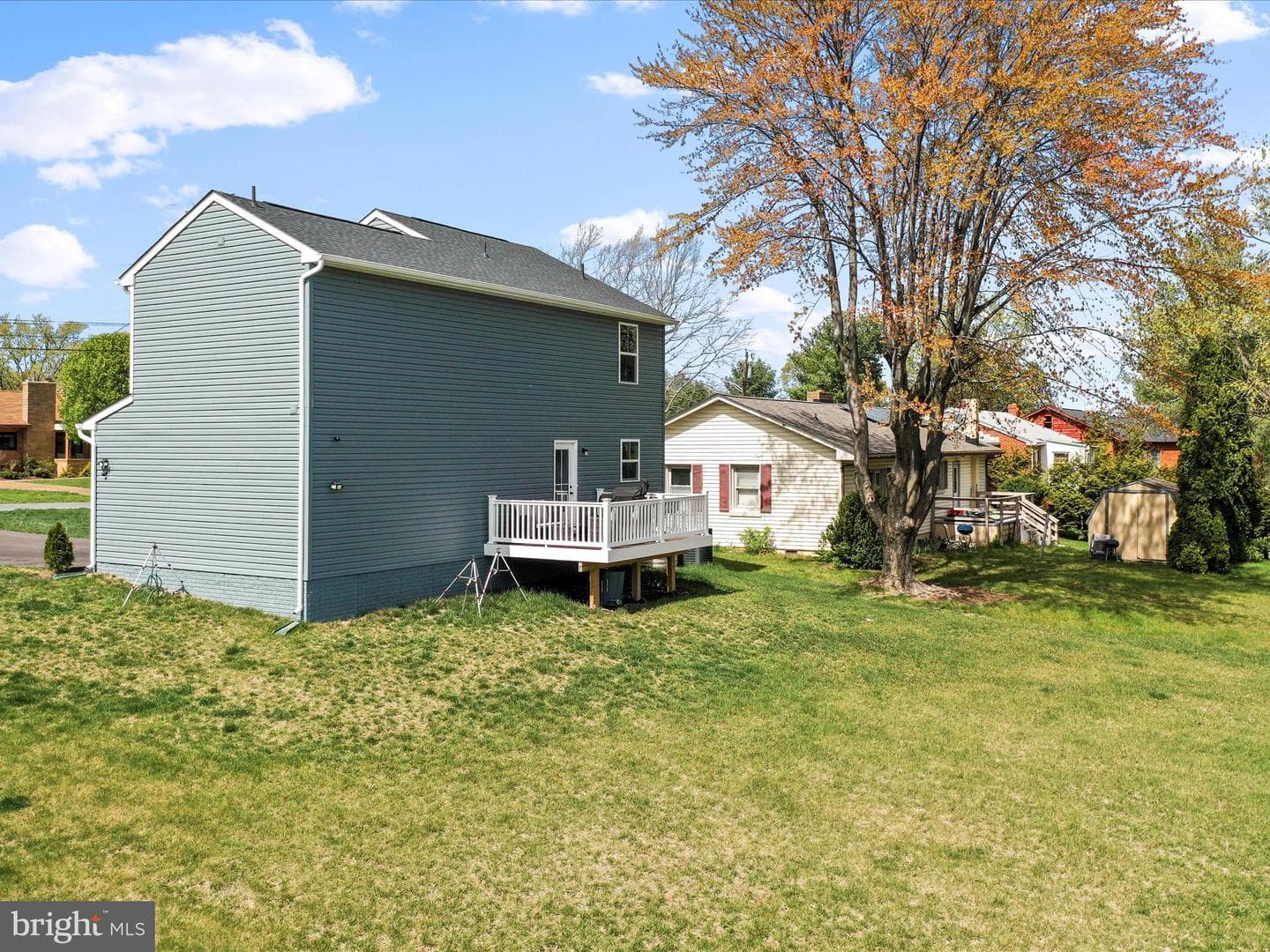 2824 Broadview Street photo 32