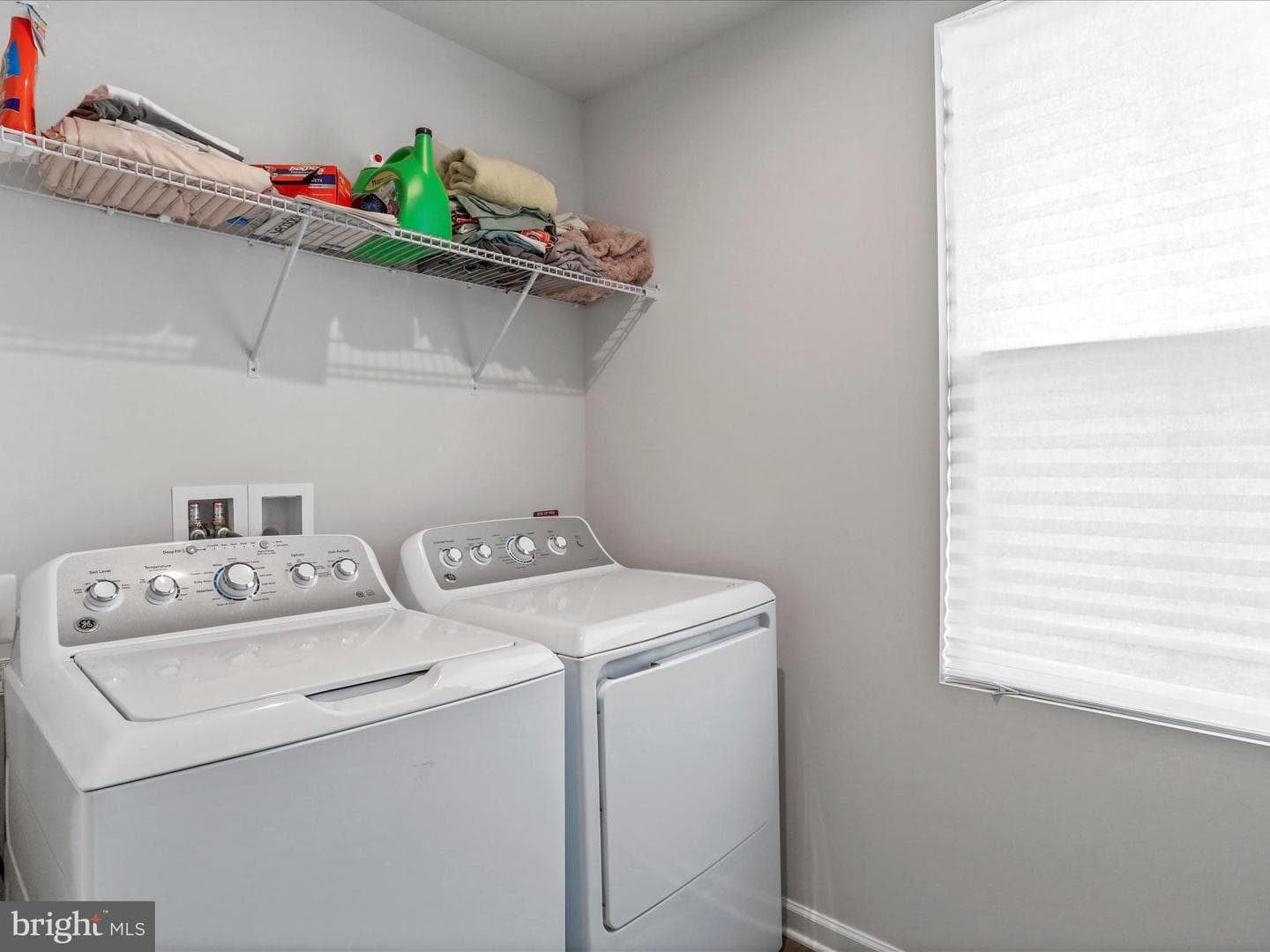 2824 Broadview Street photo 9